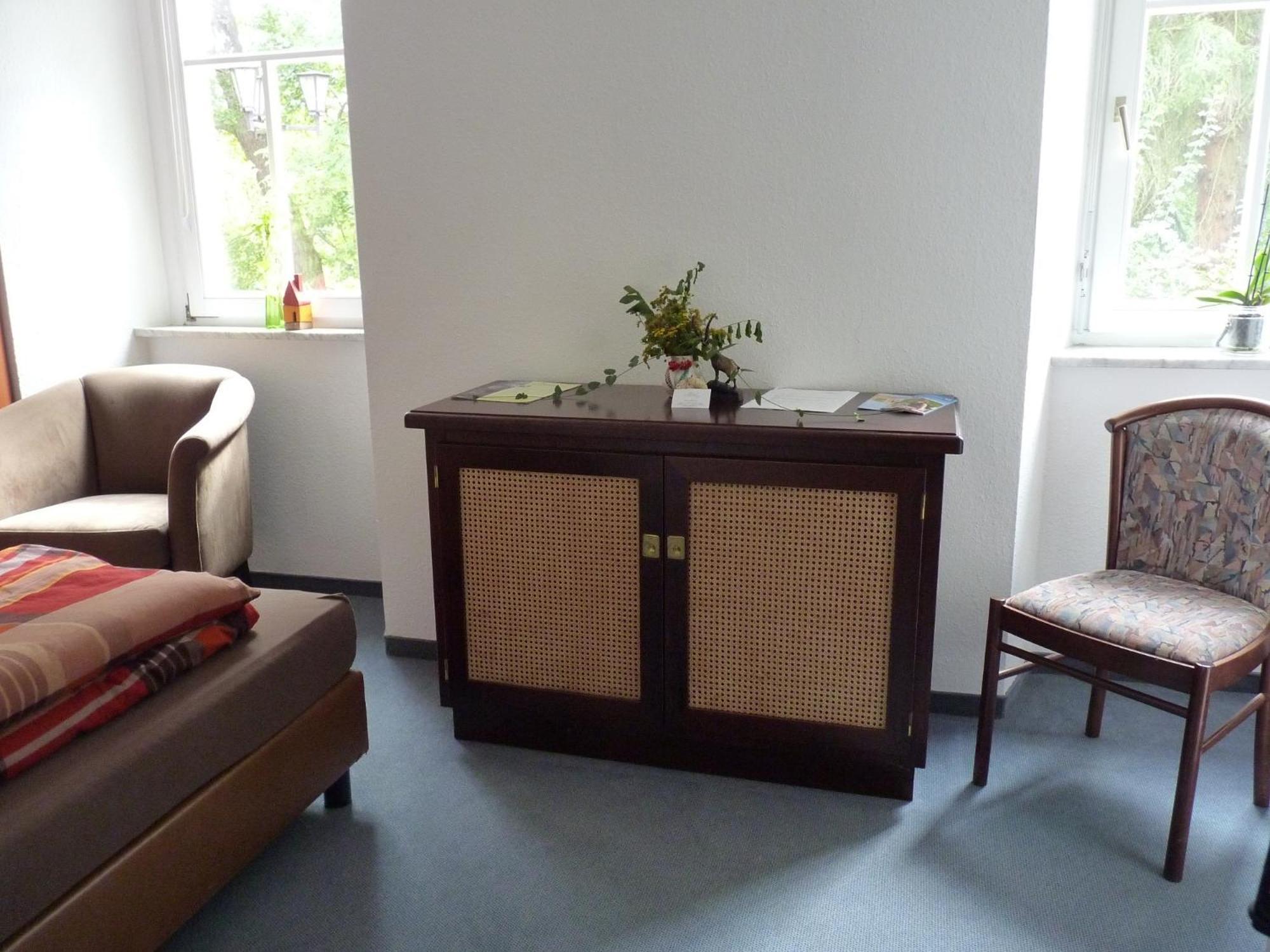 Hotel & Restaurant Schloss Weissenburg Uhlstädt 客房 照片